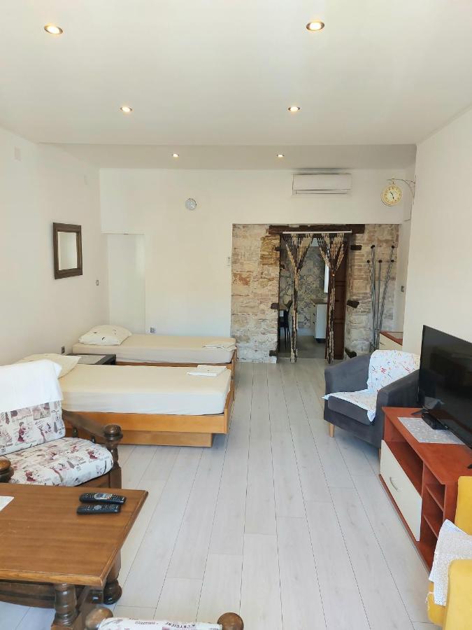 Apartment Irma Пула Екстер'єр фото
