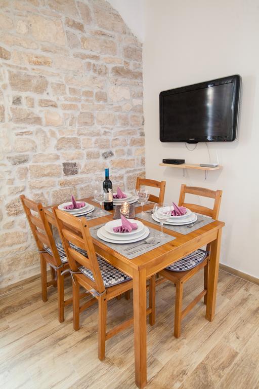 Apartment Irma Пула Екстер'єр фото