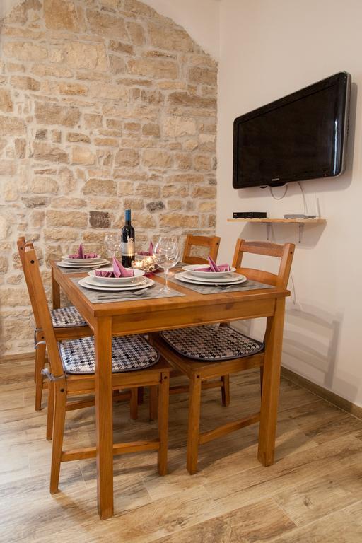 Apartment Irma Пула Екстер'єр фото